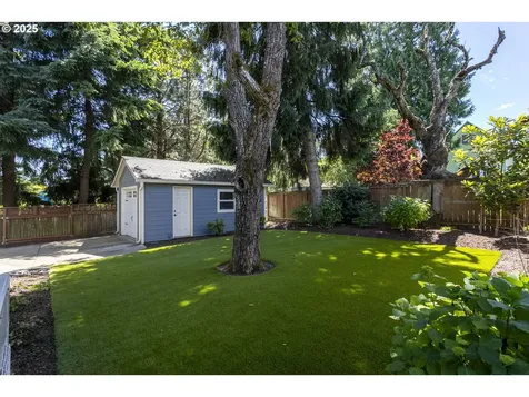 3817 NE 11th Avenue Portland OR 97212
