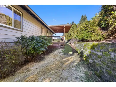 378 NE Shafford Street Estacada OR 97023