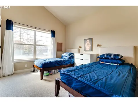1082 Kaylee Avenue Junction City OR 97448