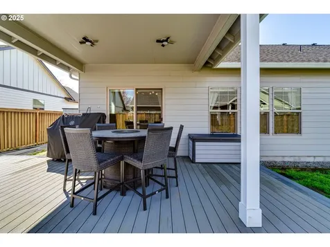 1082 Kaylee Avenue Junction City OR 97448