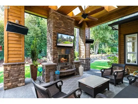 13710 Knaus Road Lake Oswego OR 97034