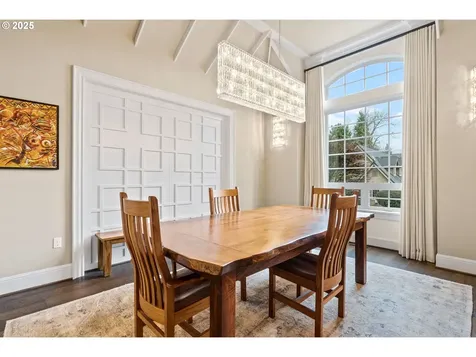 13710 Knaus Road Lake Oswego OR 97034