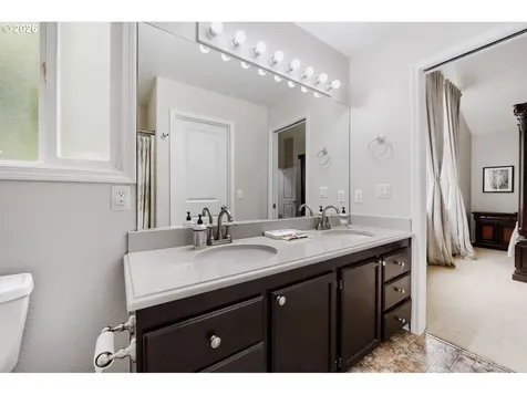 1121 SW 208th Place Beaverton OR 97003
