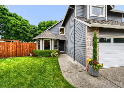 1121 SW 208th Place Beaverton OR 97003