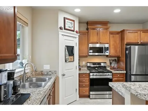 136 NE 76th Street Vancouver WA 98665