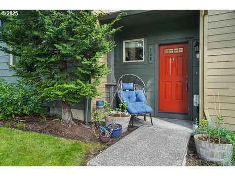136 NE 76th Street Vancouver WA 98665