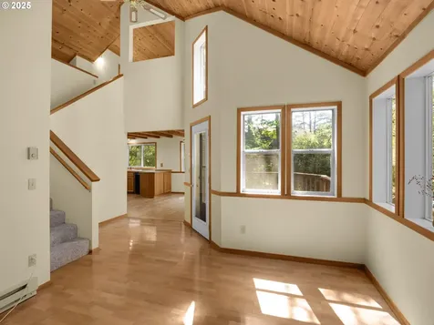 511 1st Street Manzanita OR 97130