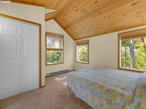 511 1st Street Manzanita OR 97130