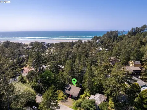 511 1st Street Manzanita OR 97130