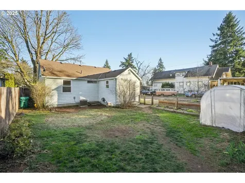 311 NE 92nd Place Portland OR 97220