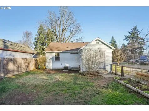 311 NE 92nd Place Portland OR 97220