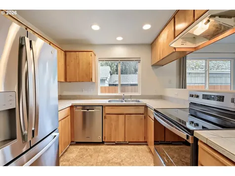 6626 N Seneca Street Portland OR 97203