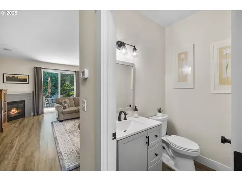 1082 57th Street Washougal WA 98671