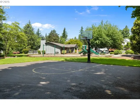 1082 57th Street Washougal WA 98671