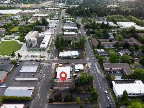 10711 NE Halsey Street Portland OR 97220
