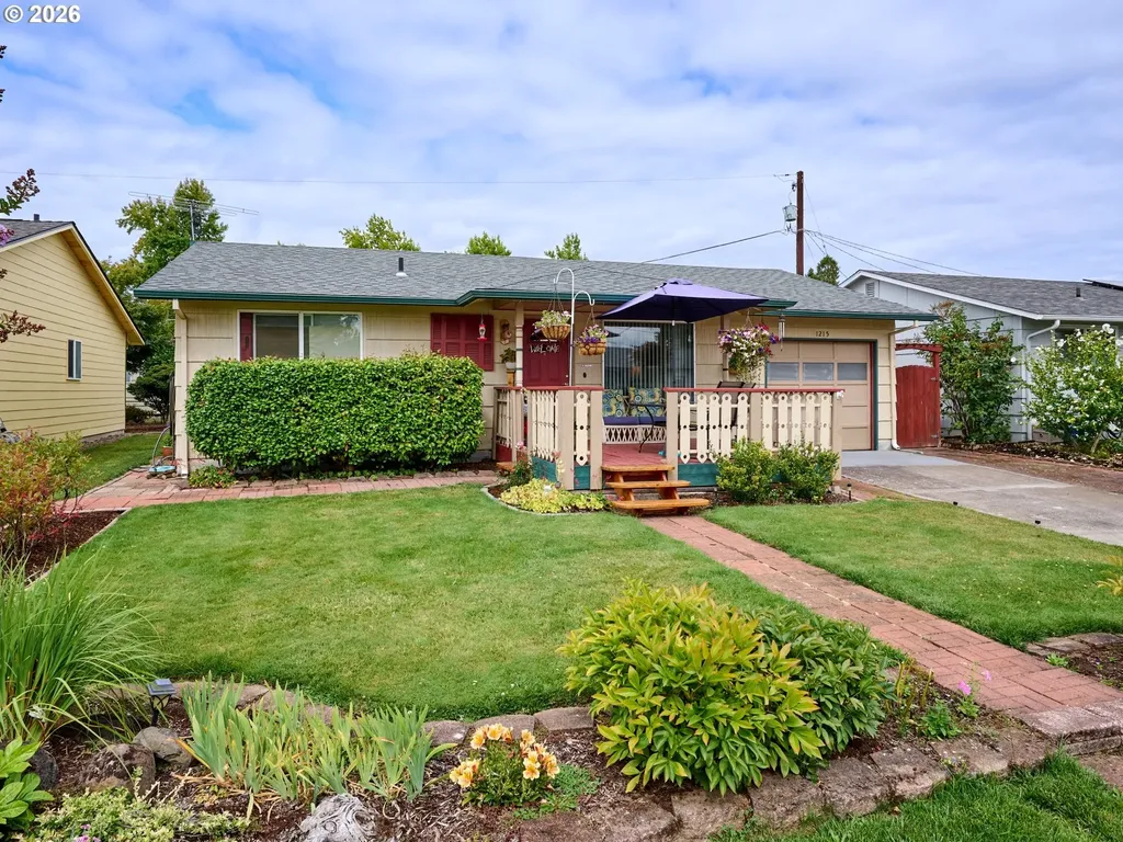 1215 Stanfield Road Woodburn OR 97071