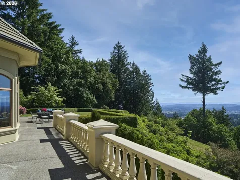 1205 SW Fairfax Place Portland OR 97225
