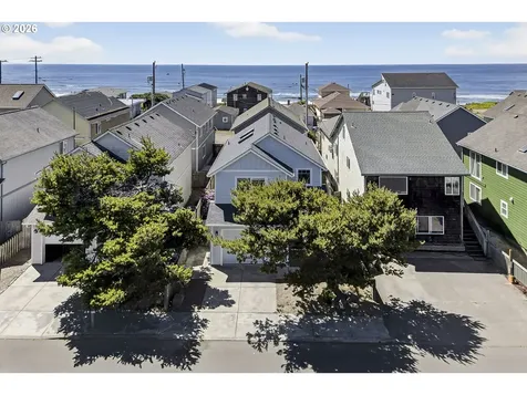 929 NW Spring Street Newport OR 97365