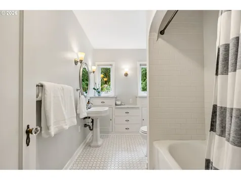 1316 NE 232nd Avenue Camas WA 98607