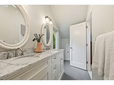 1316 NE 232nd Avenue Camas WA 98607