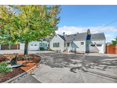 2736/2740 Coburg Road Eugene OR 97408