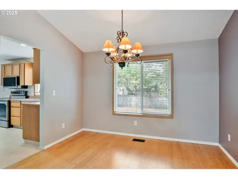 244 Sparks Drive Kelso WA 98626