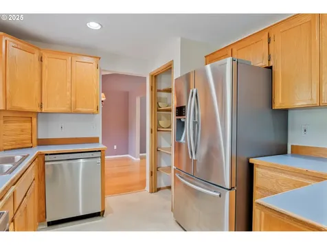 244 Sparks Drive Kelso WA 98626