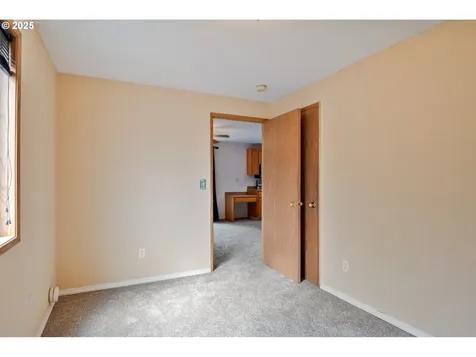 244 Sparks Drive Kelso WA 98626
