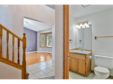 244 Sparks Drive Kelso WA 98626