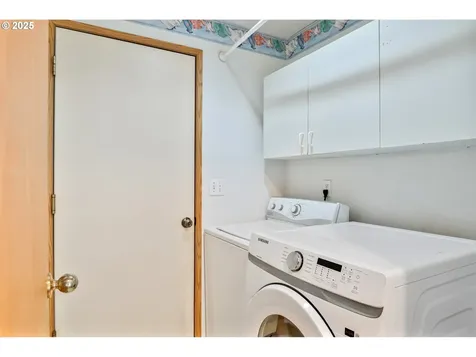 244 Sparks Drive Kelso WA 98626