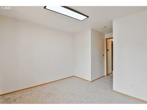 244 Sparks Drive Kelso WA 98626