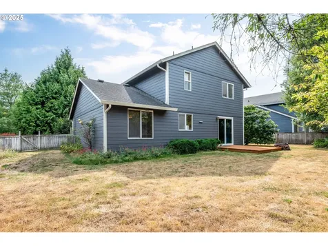 244 Sparks Drive Kelso WA 98626