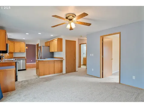 244 Sparks Drive Kelso WA 98626
