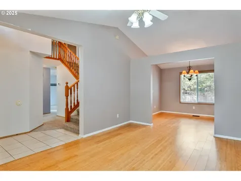 244 Sparks Drive Kelso WA 98626