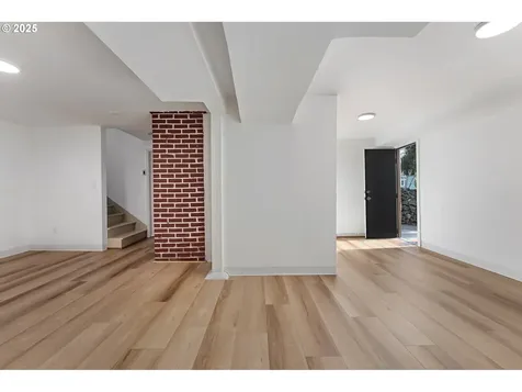 5411 SW Idaho Street Portland OR 97221