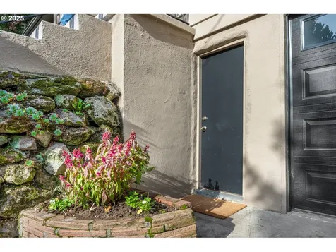 5411 SW Idaho Street Portland OR 97221