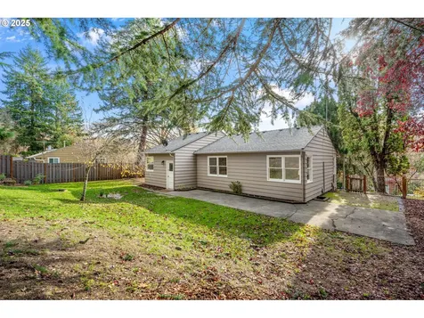 5411 SW Idaho Street Portland OR 97221