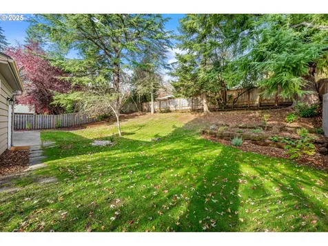 5411 SW Idaho Street Portland OR 97221