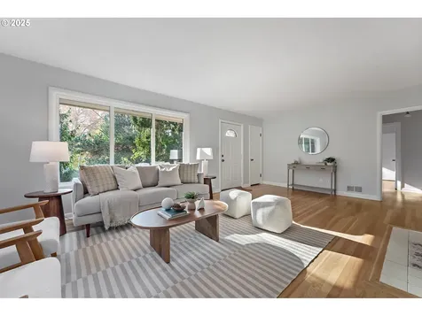 5411 SW Idaho Street Portland OR 97221