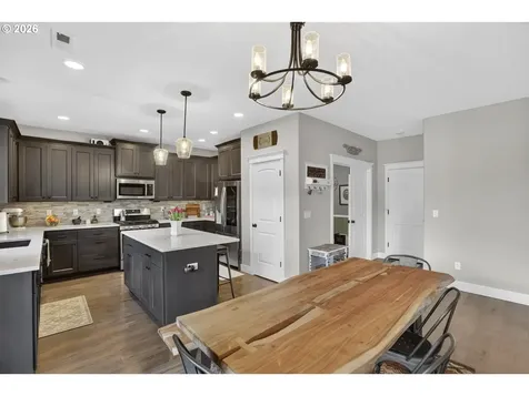 3934 N Boomer Drive Newberg OR 97132