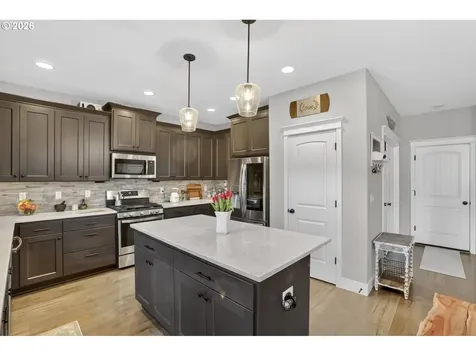 3934 N Boomer Drive Newberg OR 97132