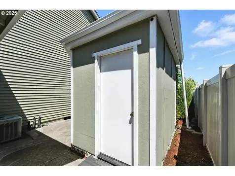 2304 NW 15th Street Battle Ground WA 98604