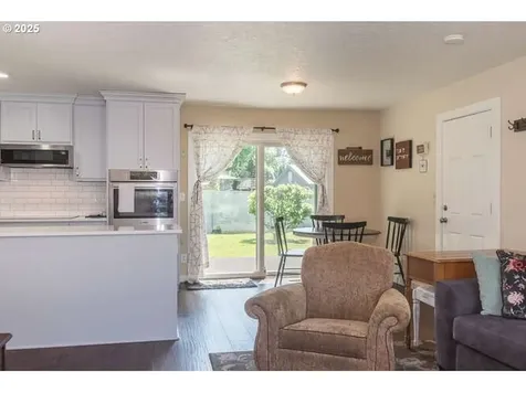 2036 SE 161st Court Portland OR 97233