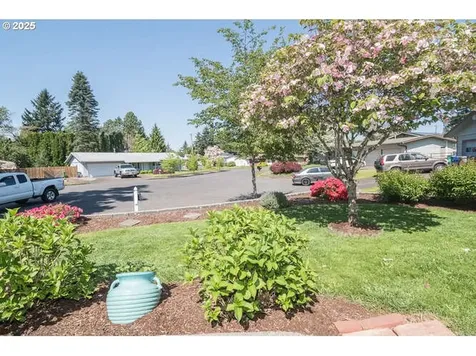 2036 SE 161st Court Portland OR 97233