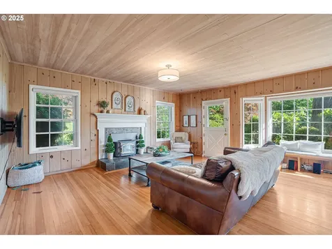 33150 NE Wilsonville Road Newberg OR 97132