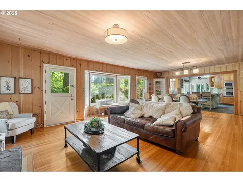 33150 NE Wilsonville Road Newberg OR 97132