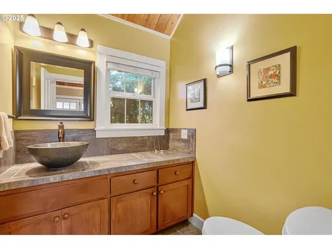 33150 NE Wilsonville Road Newberg OR 97132