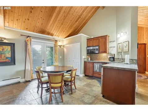 33150 NE Wilsonville Road Newberg OR 97132