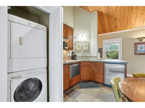 33150 NE Wilsonville Road Newberg OR 97132