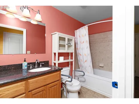 7941 Upper Olalla Road Winston OR 97496